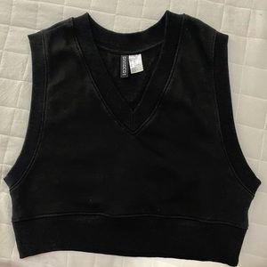 H&M Cropped Sweater Vest